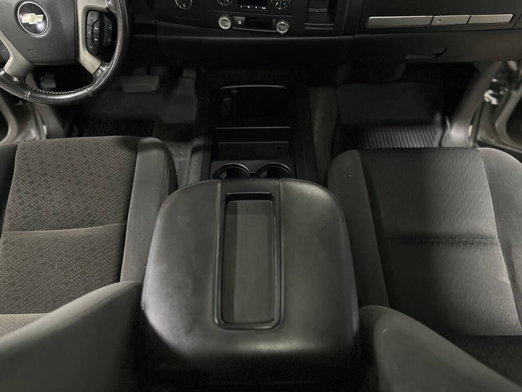 2008 Chevrolet Silverado 2500HD photo 27