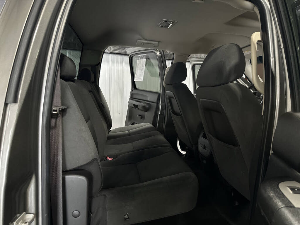 2008 Chevrolet Silverado 2500HD photo 37