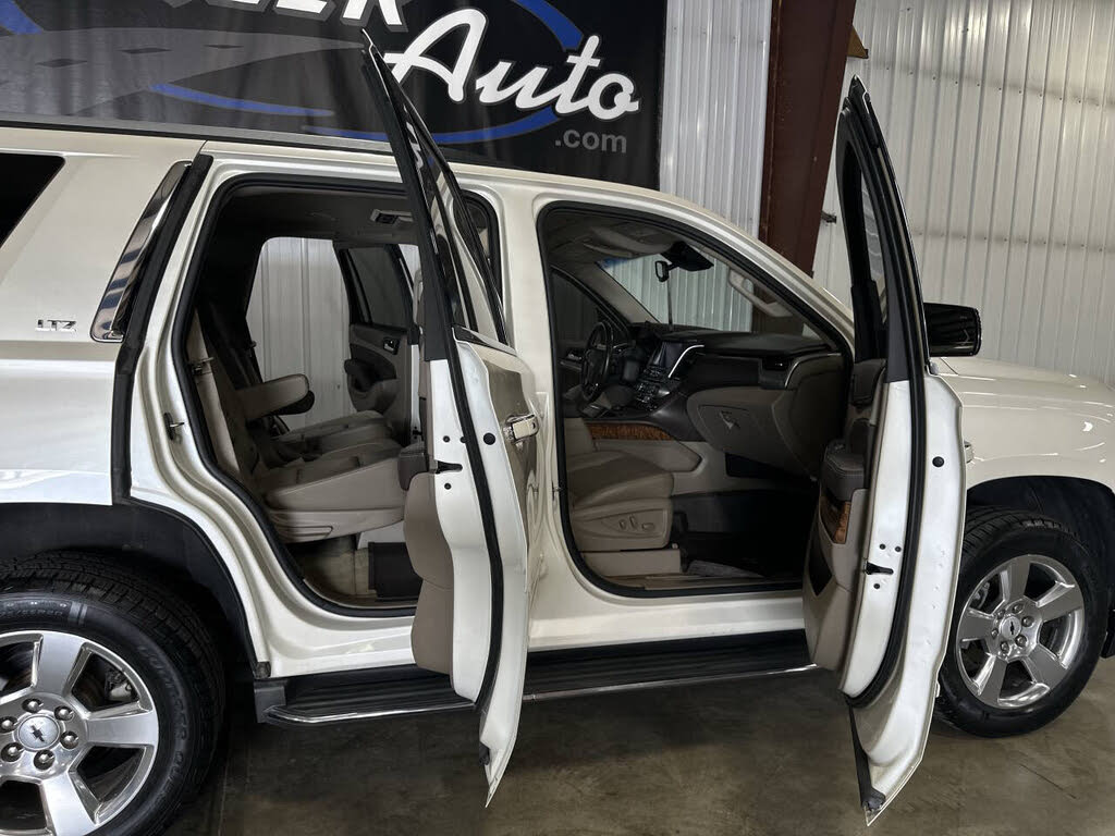 2015 Chevrolet Tahoe LTZ photo 23