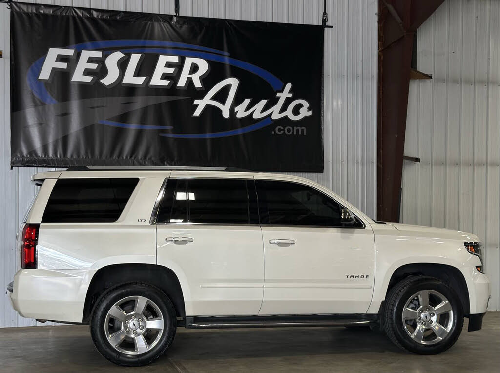 2015 Chevrolet Tahoe LTZ photo 25