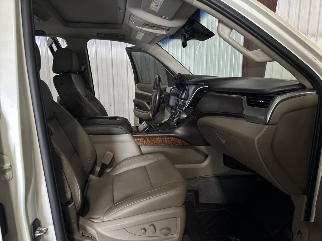 2015 Chevrolet Tahoe LTZ photo 27