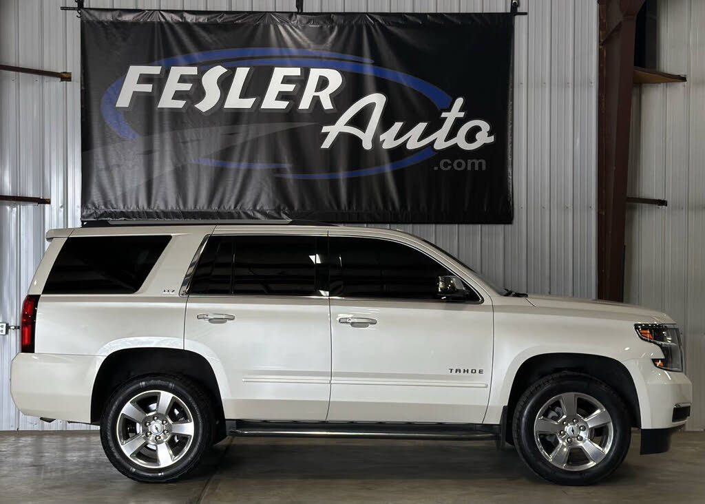 2015 Chevrolet Tahoe LTZ photo 30