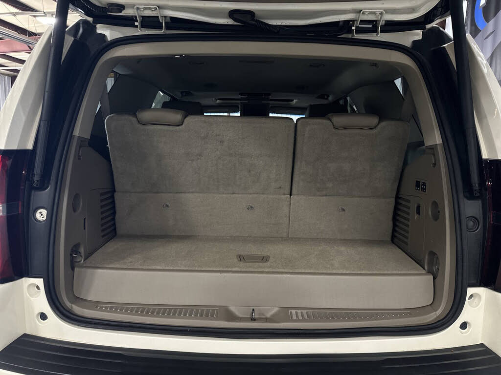 2015 Chevrolet Tahoe LTZ photo 2