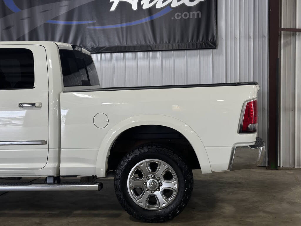 2017 Ram 2500 Laramie photo 13