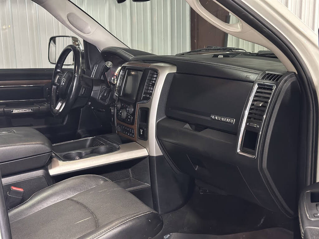 2017 Ram 2500 Laramie photo 19