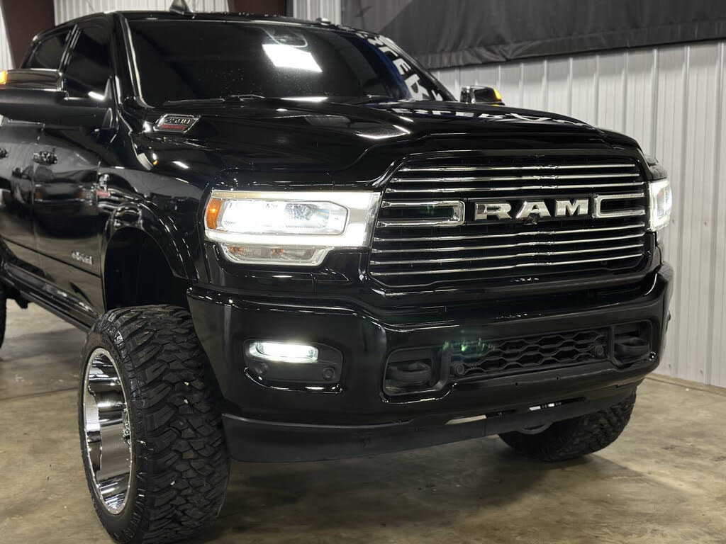 2019 Ram 2500 Laramie photo 8