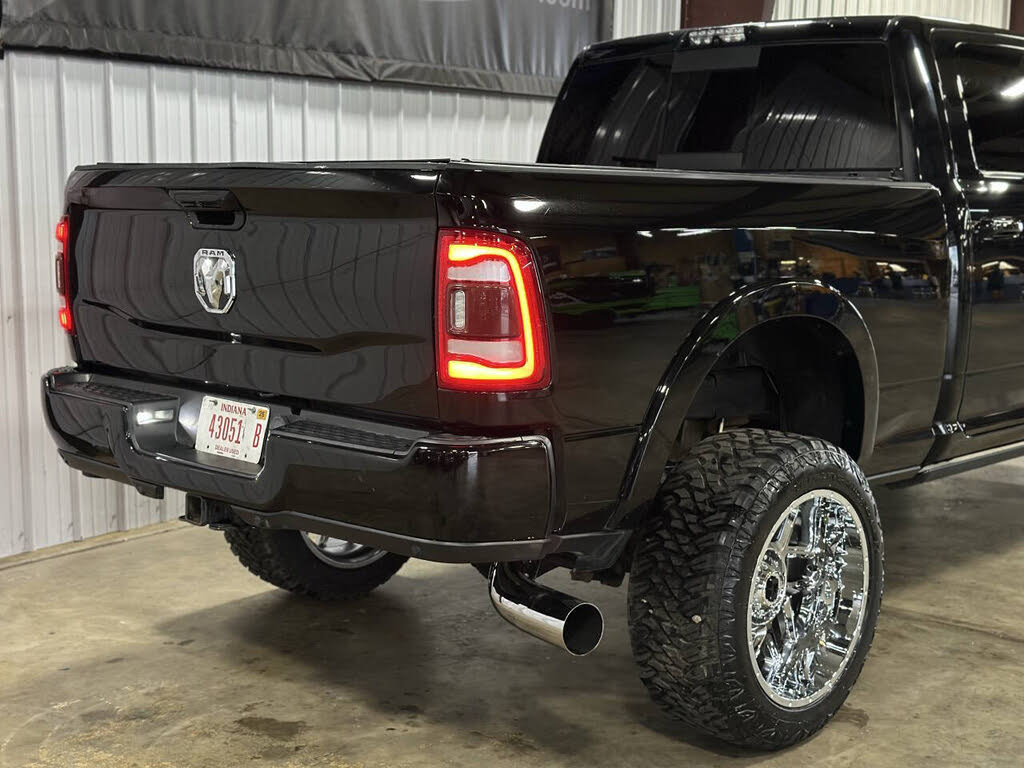 2019 Ram 2500 Laramie photo 12