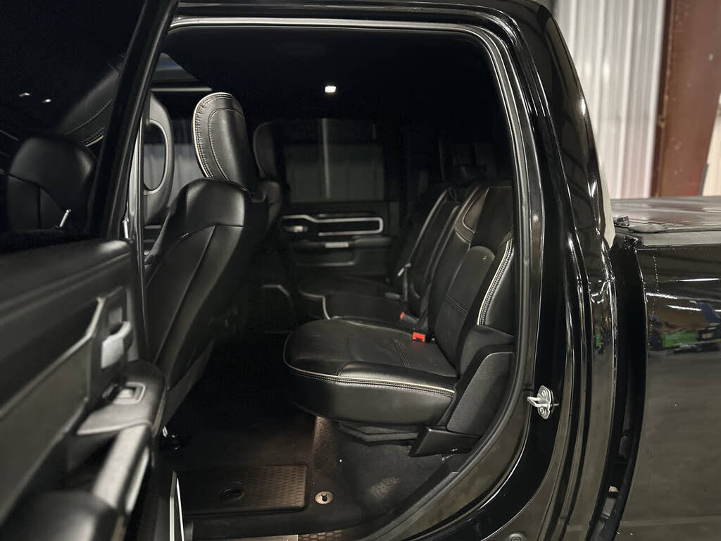 2019 Ram 2500 Laramie photo 24
