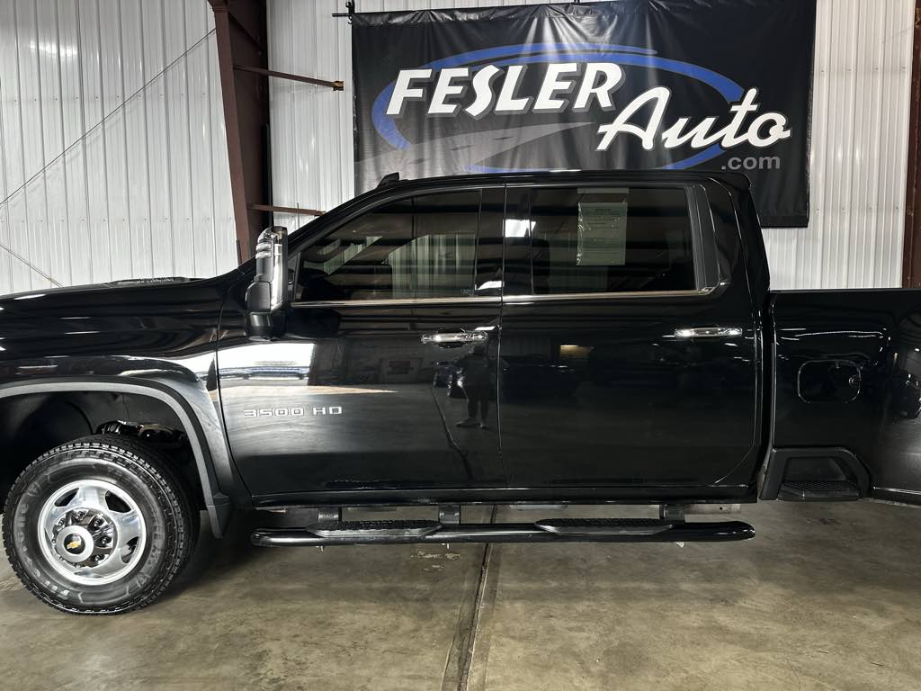 2021 Chevrolet Silverado 3500HD LTZ photo 5