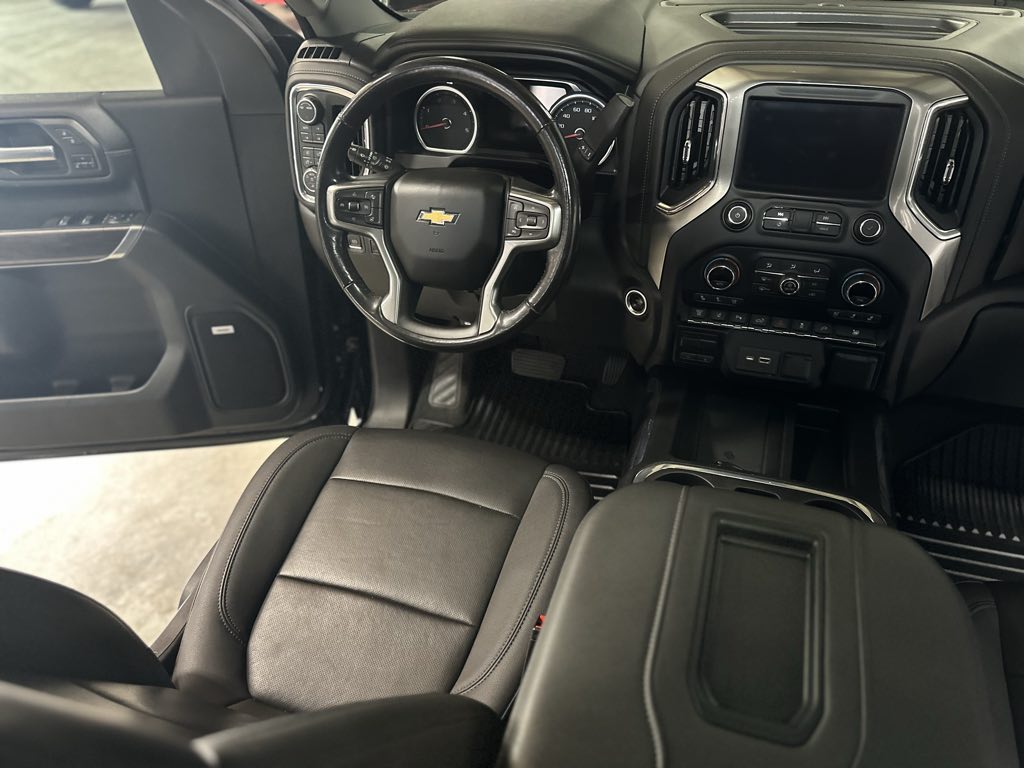 2021 Chevrolet Silverado 3500HD LTZ photo 10