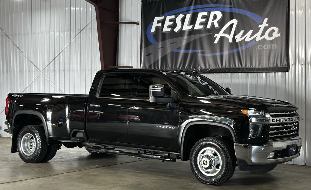 2021 Chevrolet Silverado 3500HD LTZ photo 12