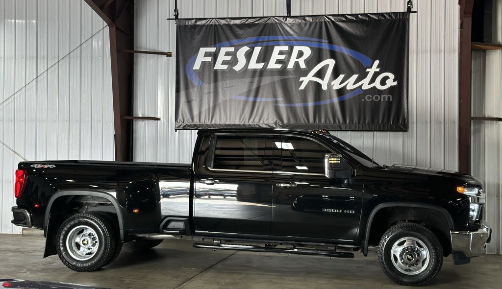 2021 Chevrolet Silverado 3500HD LTZ photo 15