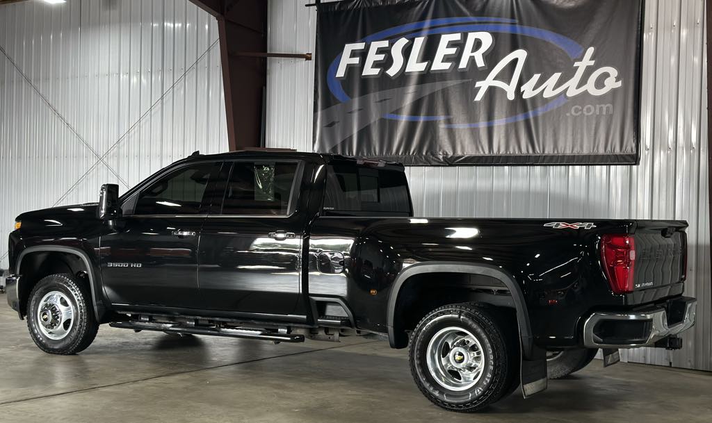 2021 Chevrolet Silverado 3500HD LTZ photo 19