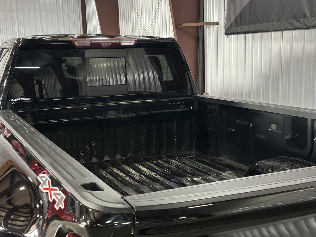 2021 Chevrolet Silverado 3500HD LTZ photo 22