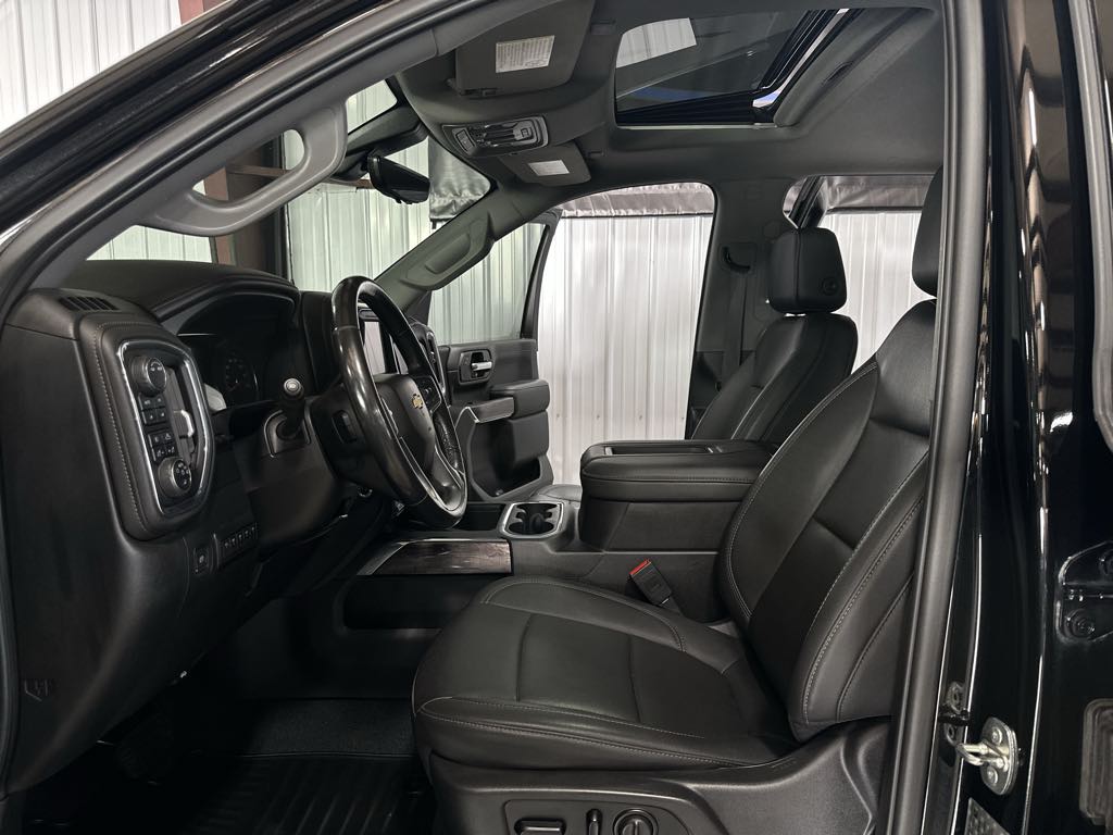 2021 Chevrolet Silverado 3500HD LTZ photo 27