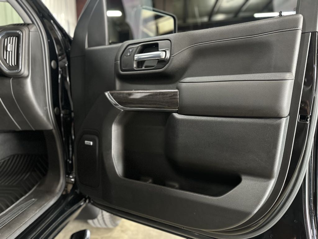 2021 Chevrolet Silverado 3500HD LTZ photo 42