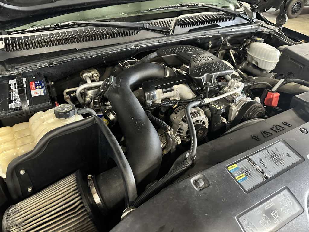 2005 Gmc Sierra SLT photo 5