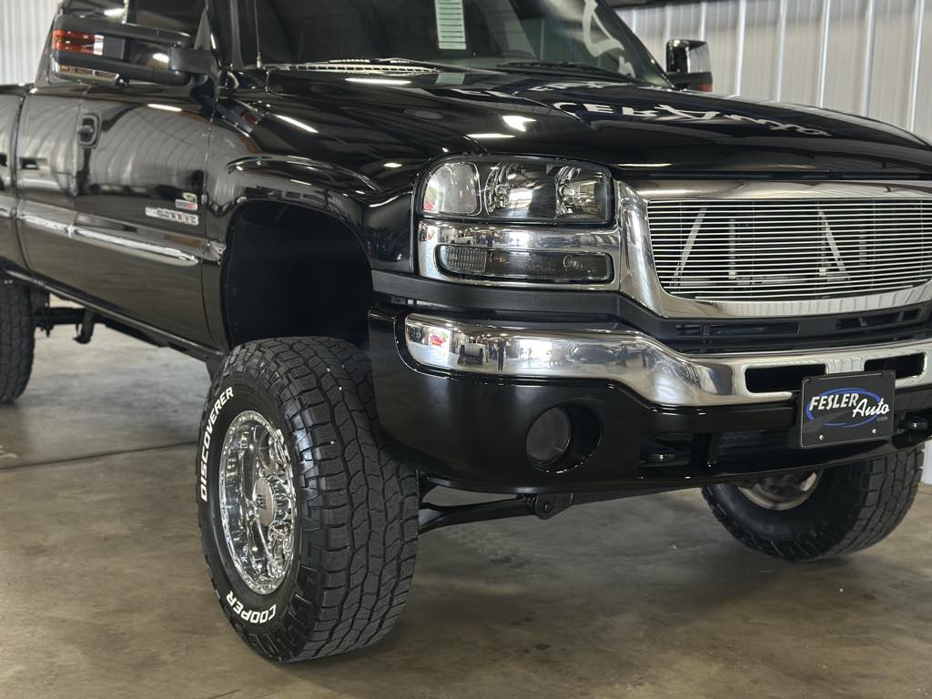2005 Gmc Sierra SLT photo 10