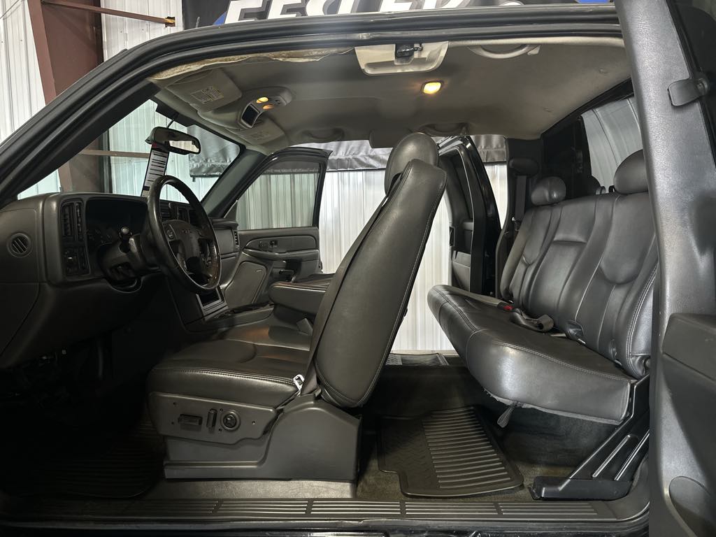 2005 Gmc Sierra SLT photo 20