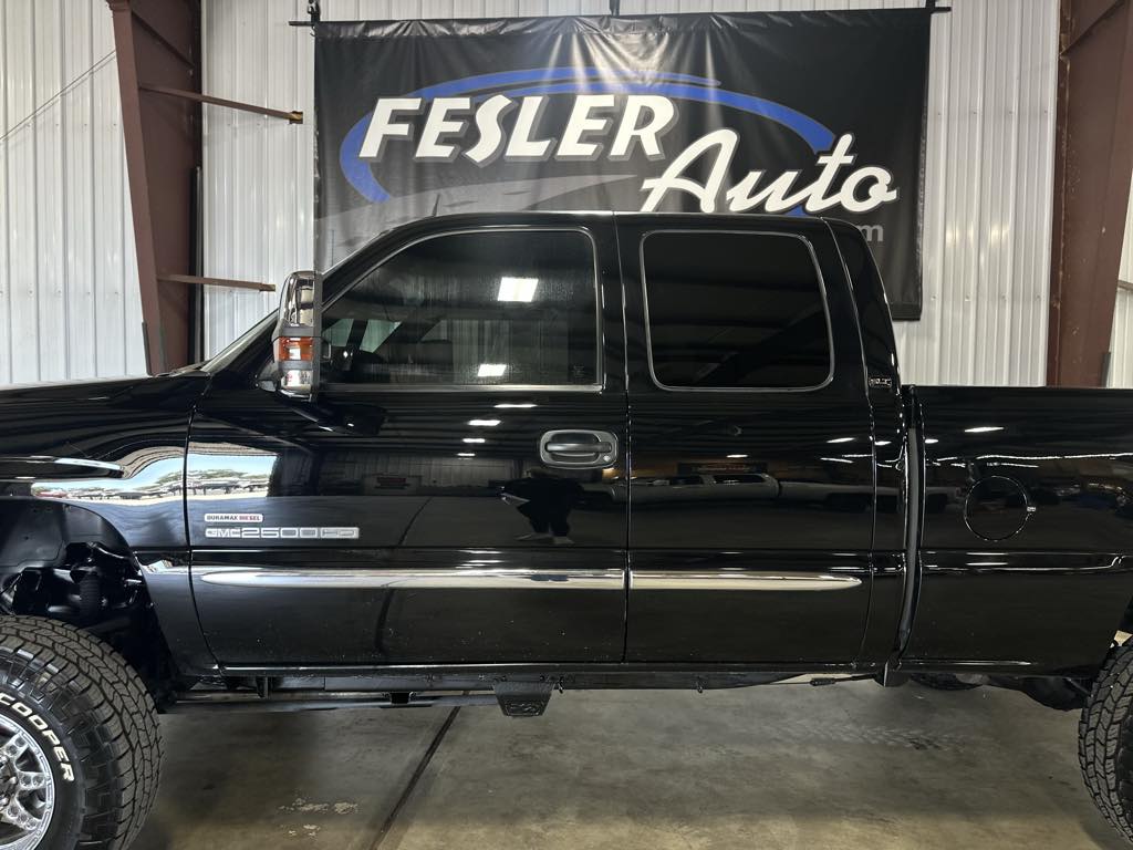 2005 Gmc Sierra SLT photo 26