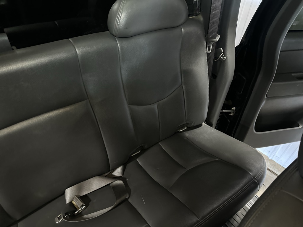 2005 Gmc Sierra SLT photo 30