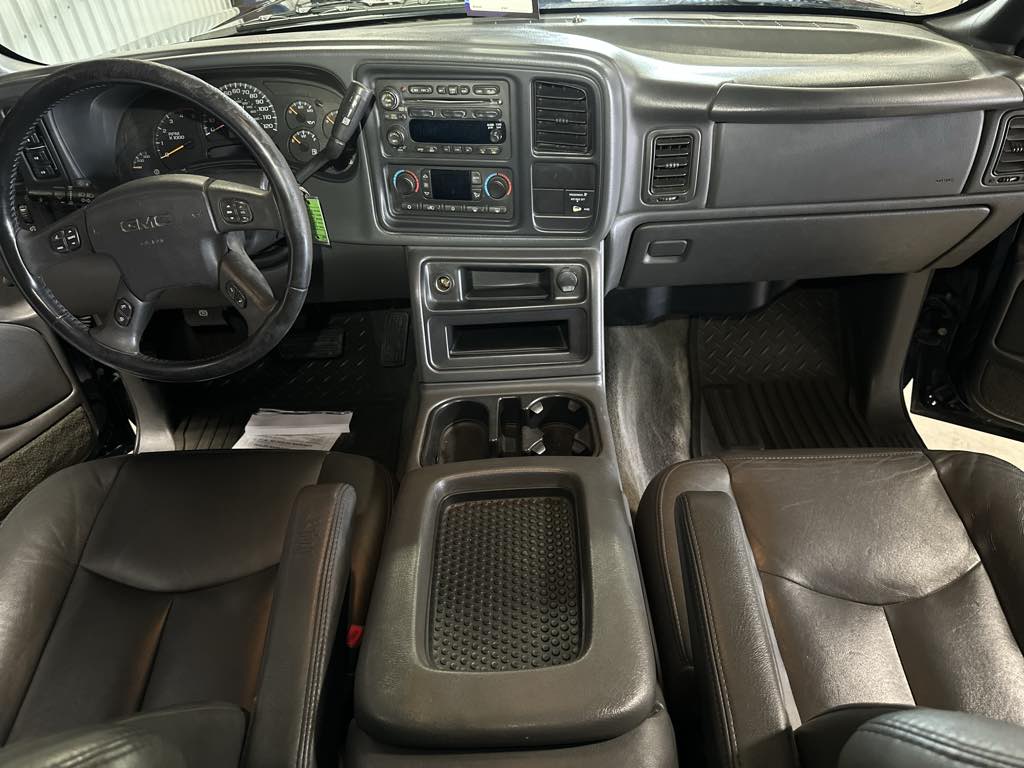 2005 Gmc Sierra SLT photo 34
