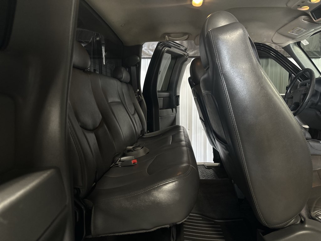 2005 Gmc Sierra SLT photo 37