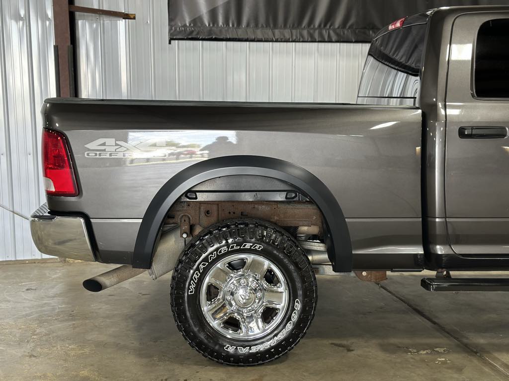 2017 Ram 2500 Tradesman photo 14