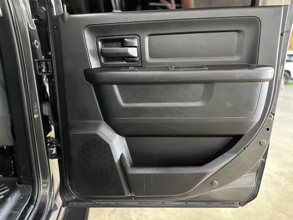 2017 Ram 2500 Tradesman photo 22