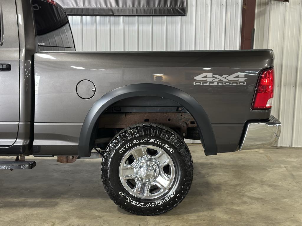 2017 Ram 2500 Tradesman photo 23