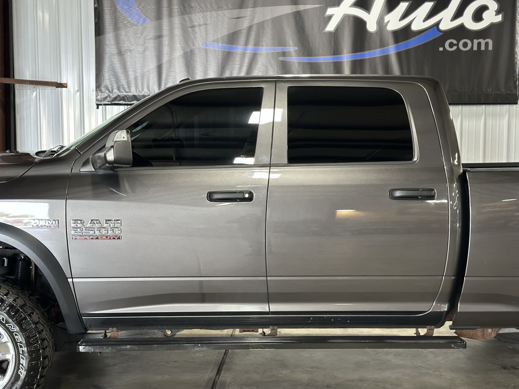 2017 Ram 2500 Tradesman photo 26