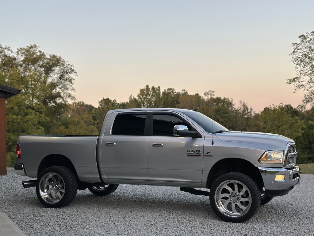 2018 Ram 2500 Laramie photo 4