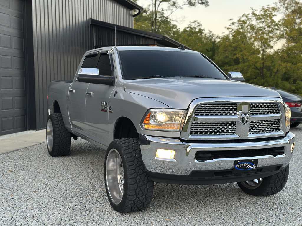 2018 Ram 2500 Laramie photo 9