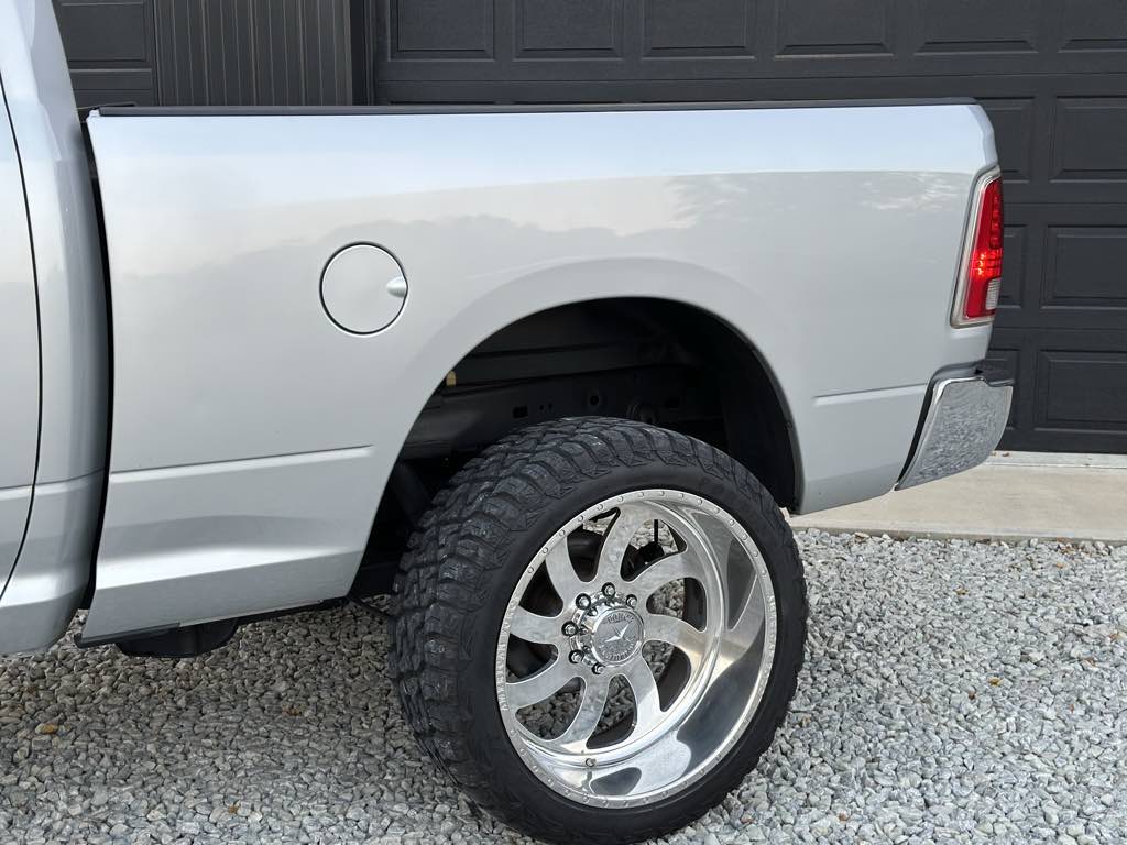 2018 Ram 2500 Laramie photo 14