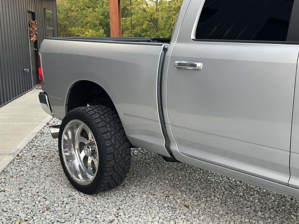 2018 Ram 2500 Laramie photo 17