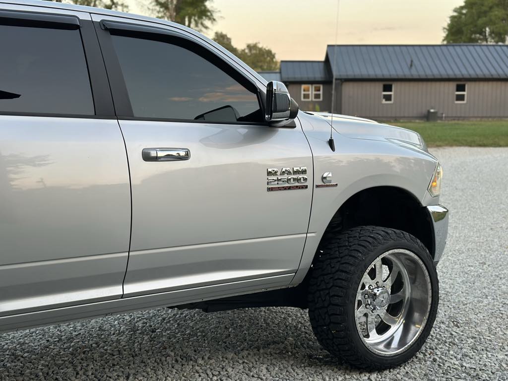 2018 Ram 2500 Laramie photo 21