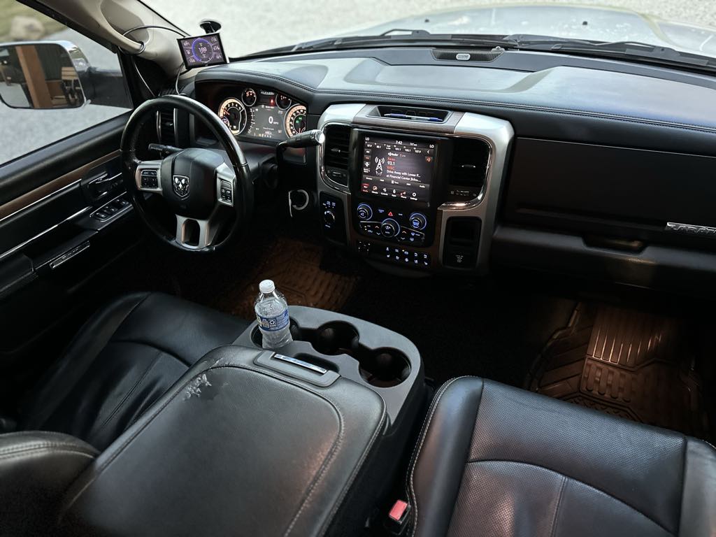 2018 Ram 2500 Laramie photo 22