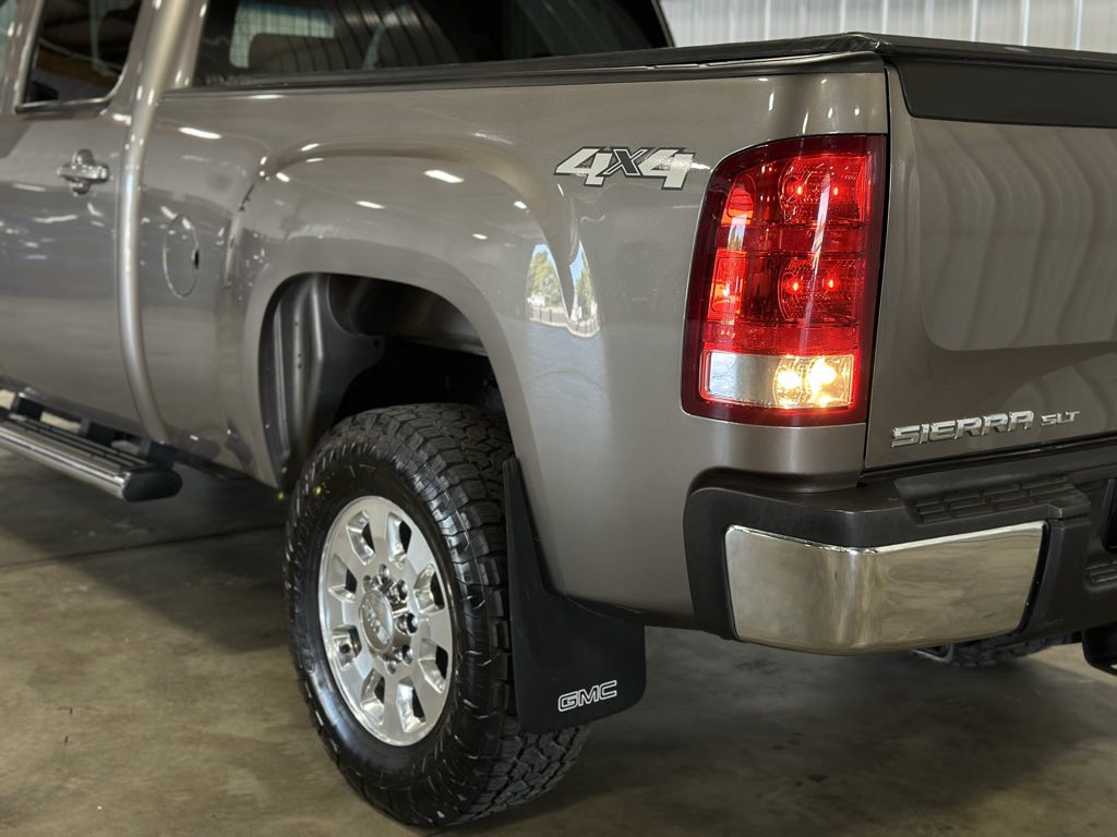 2014 Gmc Sierra SLT photo 13