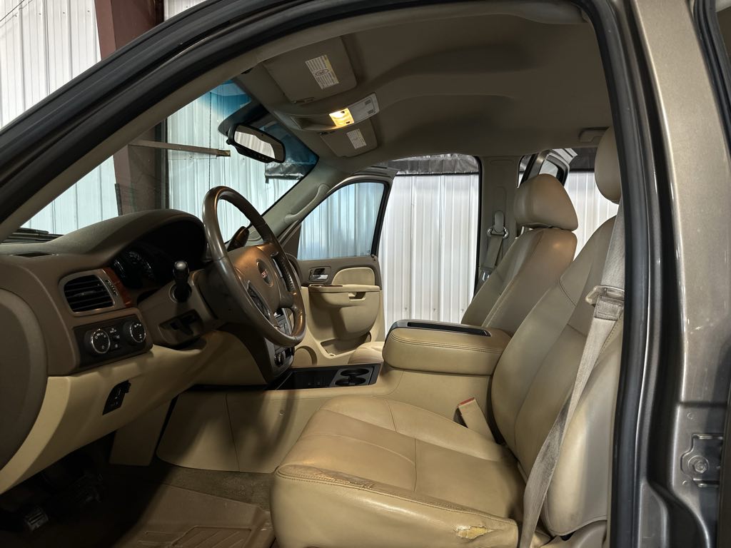 2014 Gmc Sierra SLT photo 17