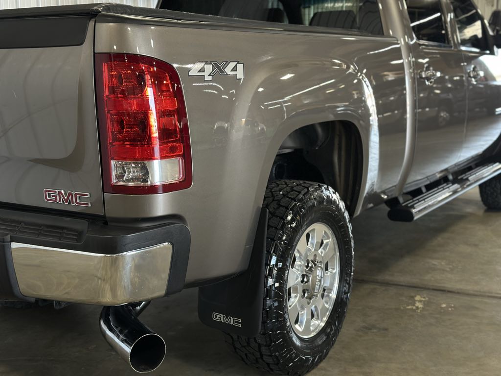 2014 Gmc Sierra SLT photo 24