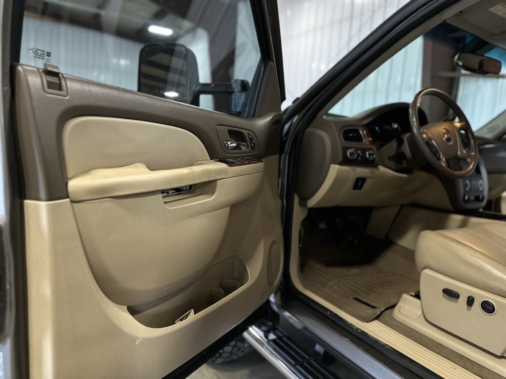 2014 Gmc Sierra SLT photo 30