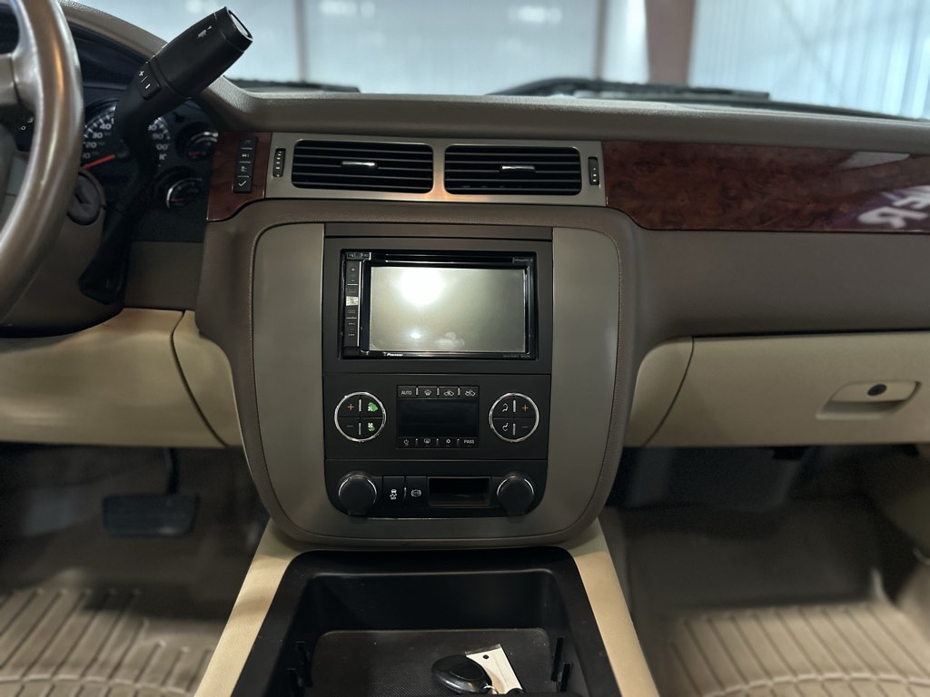2014 Gmc Sierra SLT photo 33