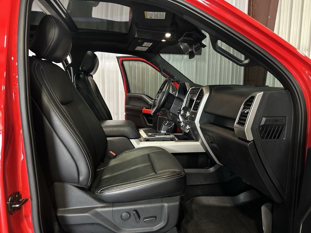 2019 Ford F-150 Lariat photo 8