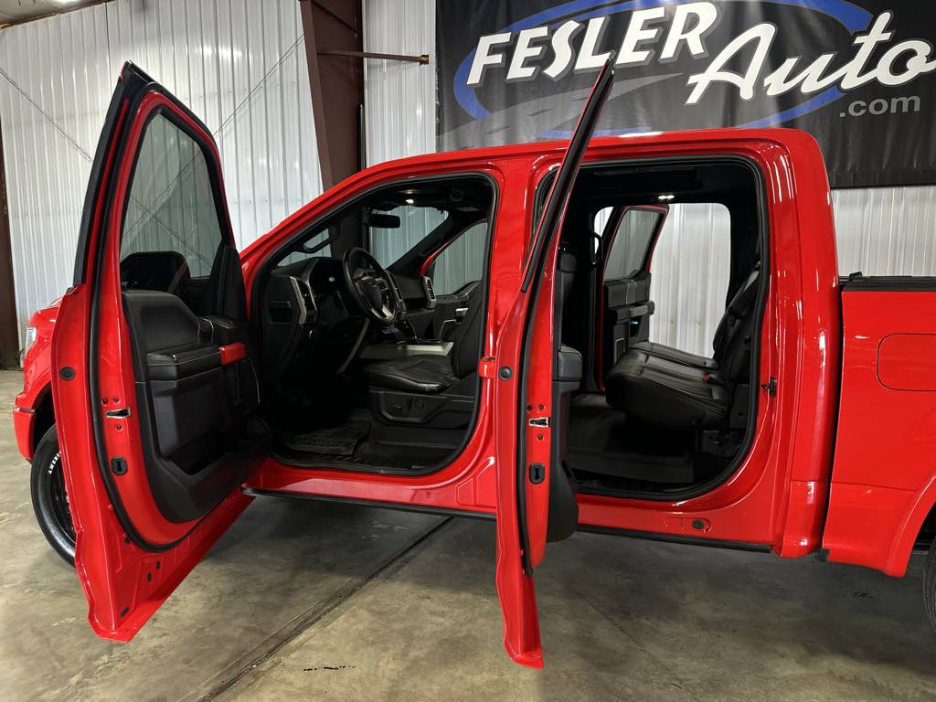 2019 Ford F-150 Lariat photo 14