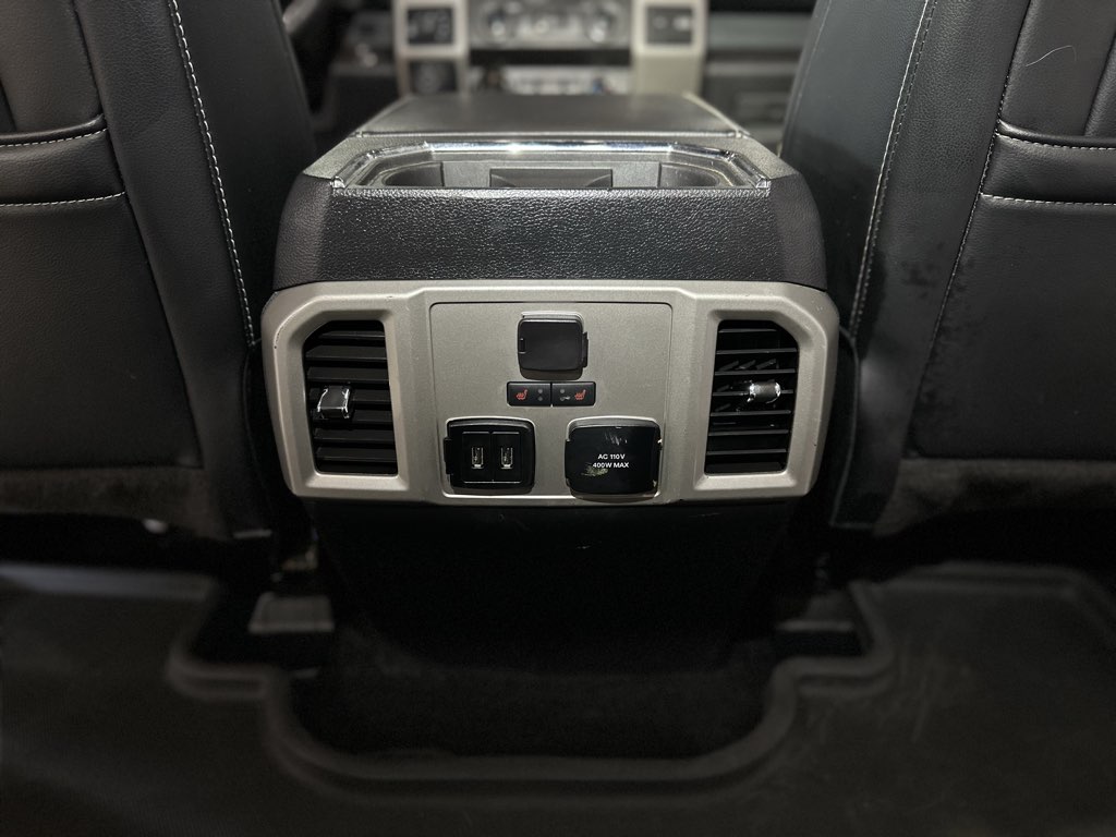 2019 Ford F-150 Lariat photo 18