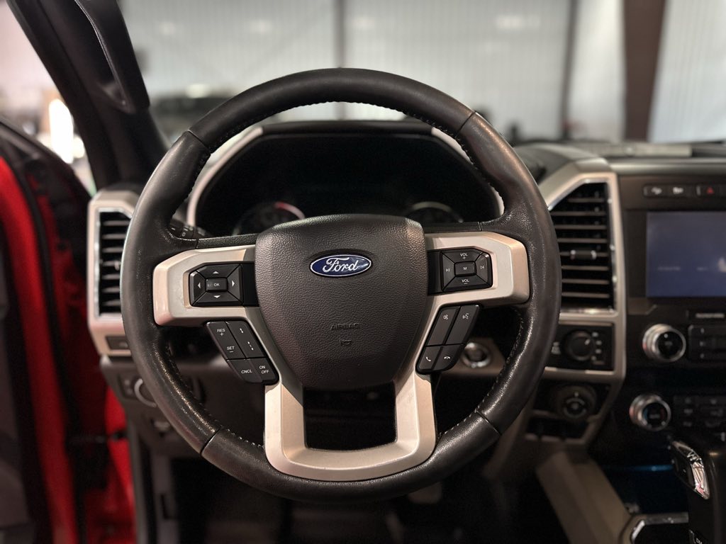 2019 Ford F-150 Lariat photo 24