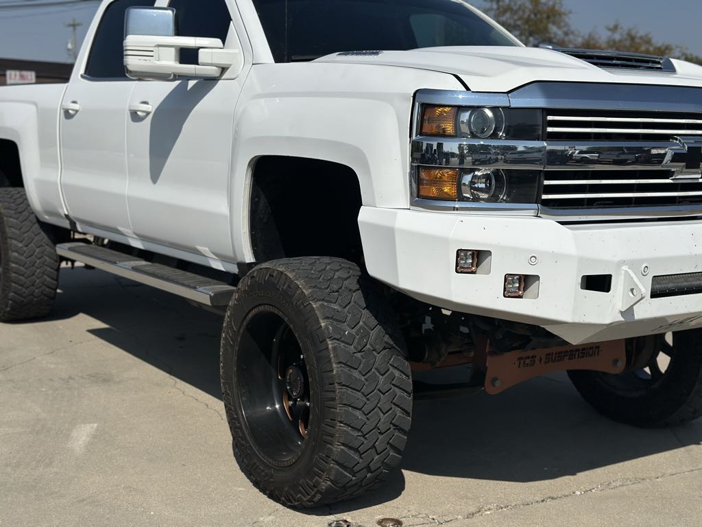 2017 Chevrolet Silverado 2500HD LTZ photo 8