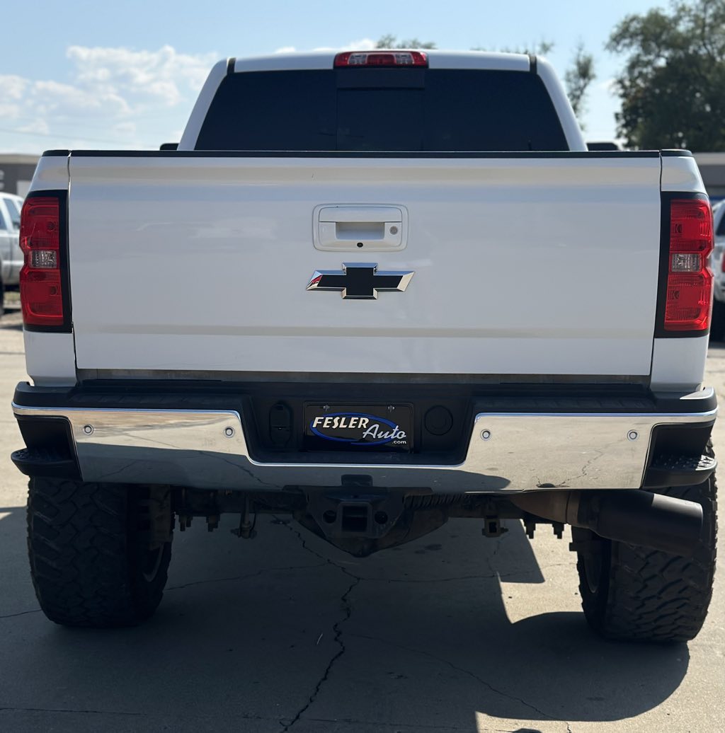 2017 Chevrolet Silverado 2500HD LTZ photo 9