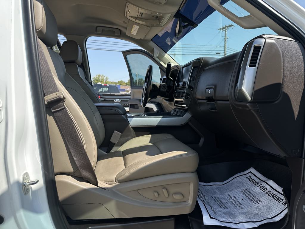 2017 Chevrolet Silverado 2500HD LTZ photo 11