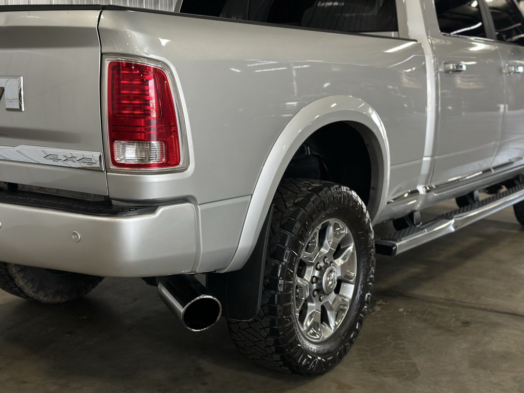 2016 Ram 2500 Longhorn Limited photo 16